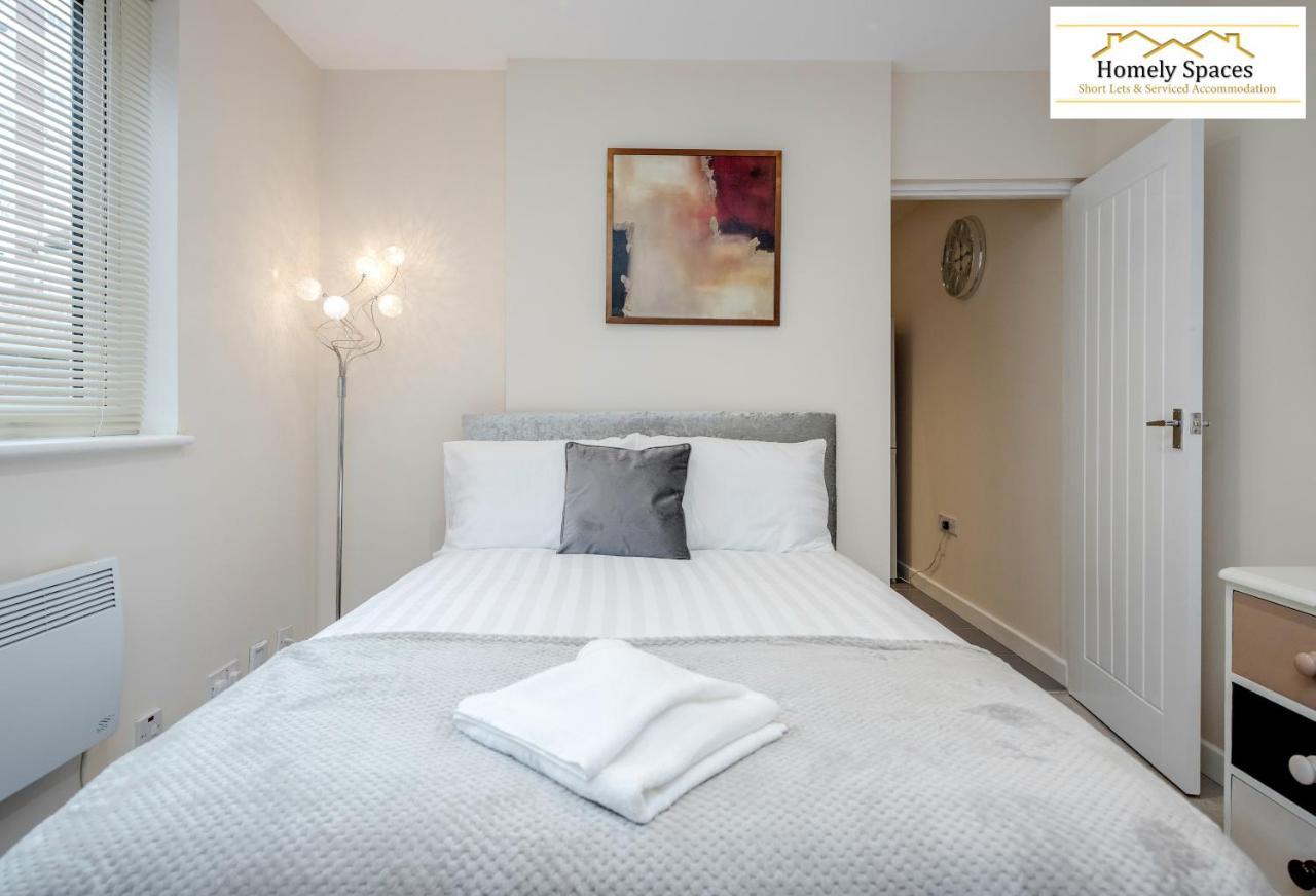 Bedford Hospital Victoria Apartments A And B By Homely Spaces Short Lets & Serviced Accommodation Exterior foto