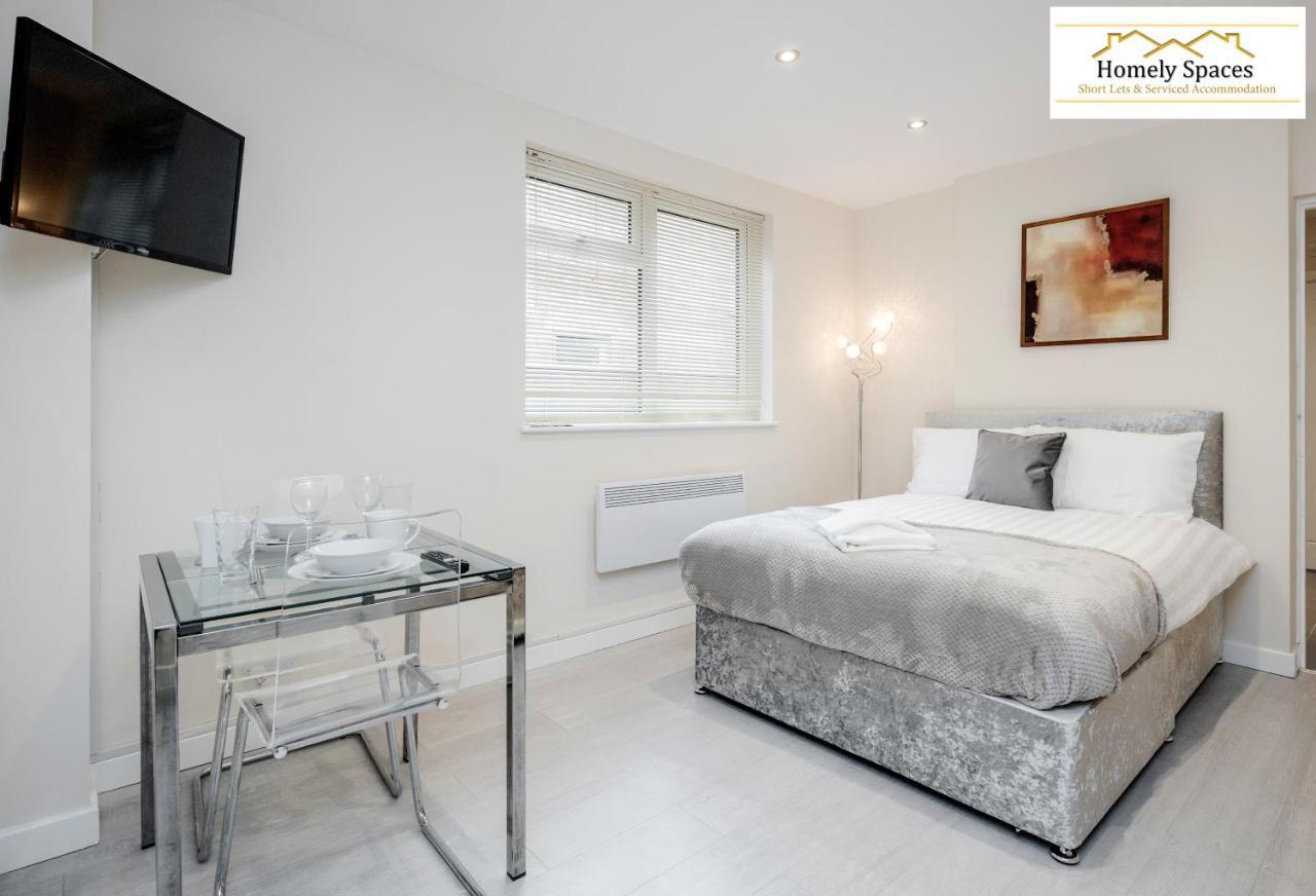 Bedford Hospital Victoria Apartments A And B By Homely Spaces Short Lets & Serviced Accommodation Exterior foto