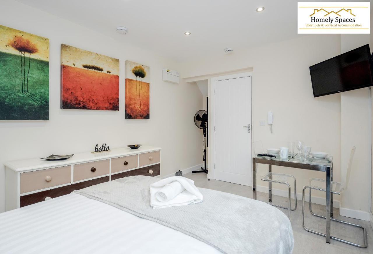 Bedford Hospital Victoria Apartments A And B By Homely Spaces Short Lets & Serviced Accommodation Exterior foto